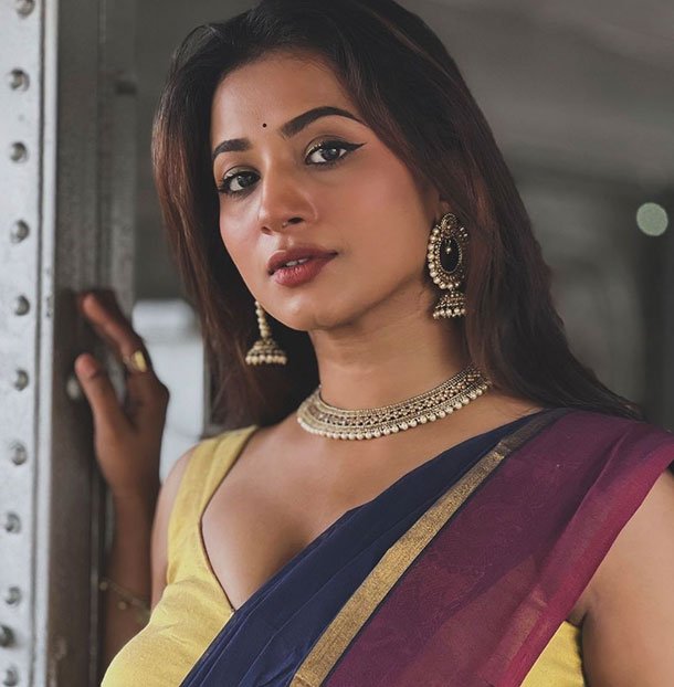 Noida call girl
